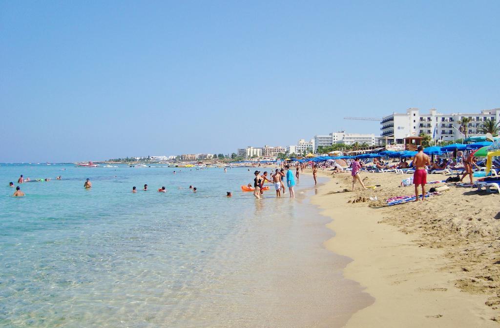 Flisvos Beach Apartments Protaras Buitenkant foto