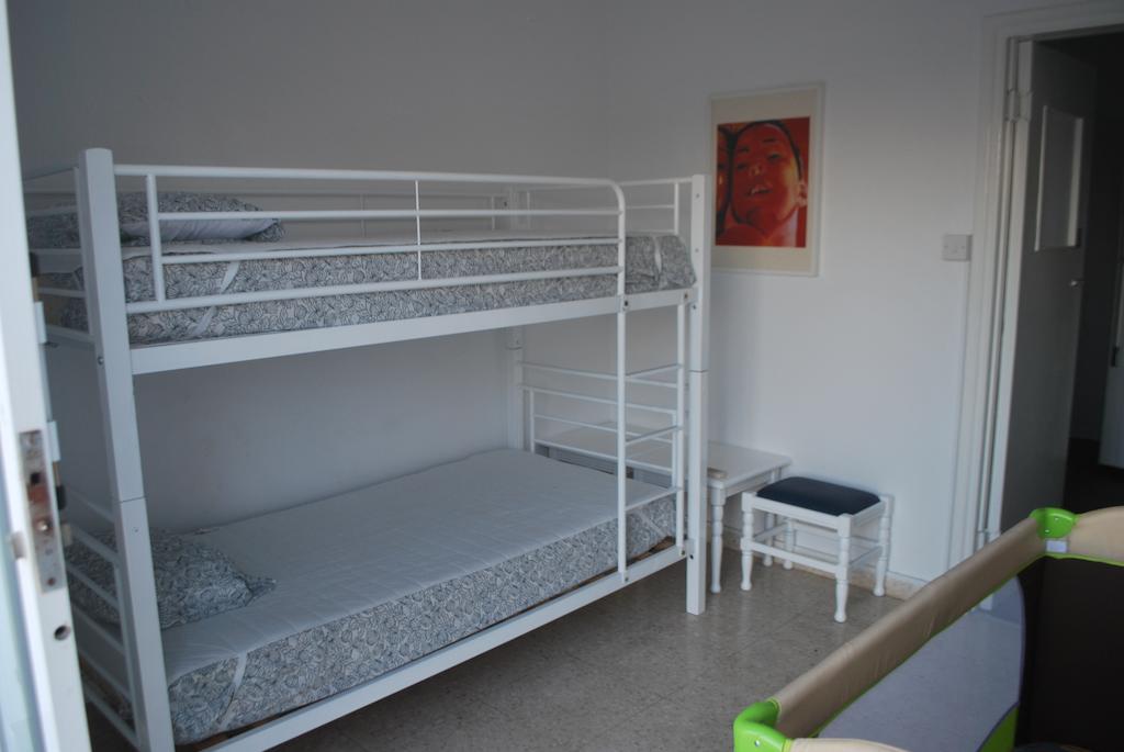 Flisvos Beach Apartments Protaras Kamer foto