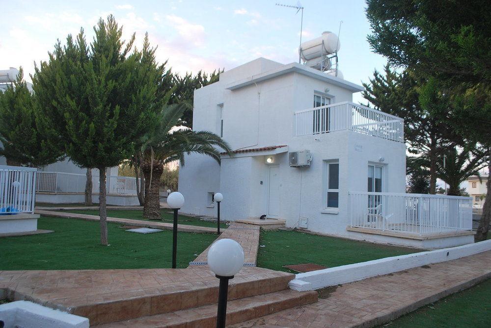Flisvos Beach Apartments Protaras Buitenkant foto